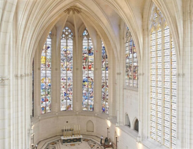 Vincennes Castle: Private Guided Tour with Entry Ticket - Strolling Through the Castle’s Lush Gardens and Courtyards