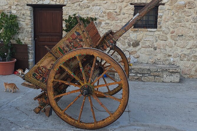 Vineyard Tour, Wine and Sicilian delicacies tasting at a Winery in Agrigento - The Experience and Its Unique Features