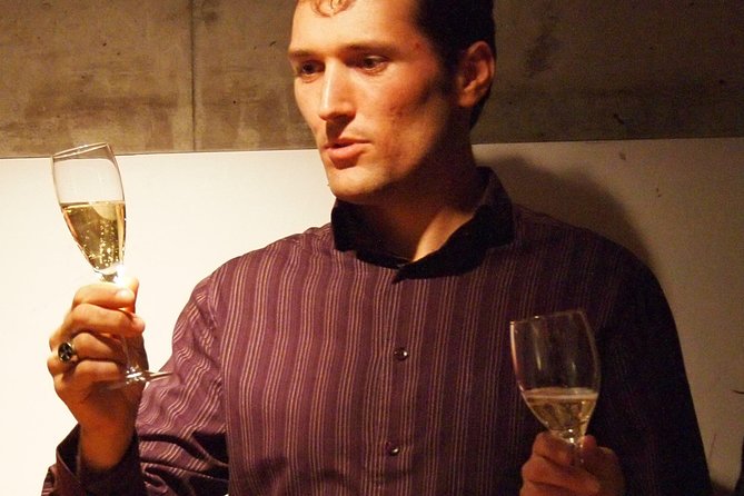 Vineyard Walking Tour & 5 Champagnes Tasting - Who Should Consider This Tour