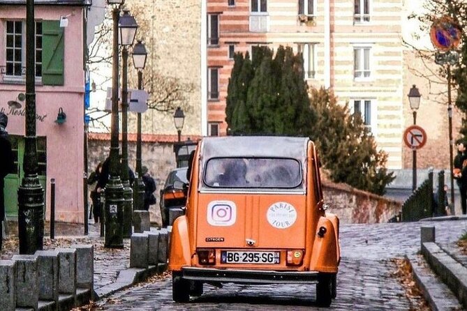 Vintage 2CV Adventure: 3-Hour Paris Highlights Tour - The Role of the Guide and Music