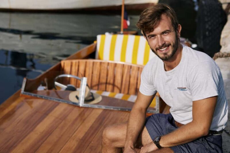 Vintage boat tour of Marseille for couples (5h) - Scenic Cruise Around the Bay of Marseille and Frioul Islands