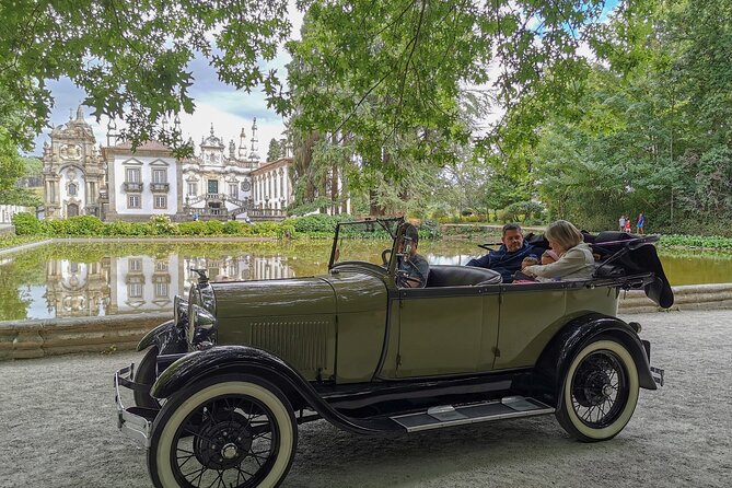 Vintage car ride in Vila Real - Visiting Mateus Palace and Gardens