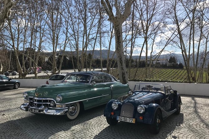 Vintage car ride in Vila Real - Bisalhães Black Clay and Local Artisans