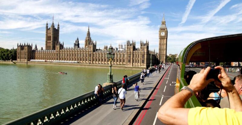 Vintage Double Decker Bus Tour & Thames River Cruise - Discover London on a Vintage Double-Decker Bus and Thames Cruise