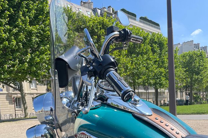 Vintage Motorcycle Rental in Paris - Flexible Rental Durations for Custom Experiences