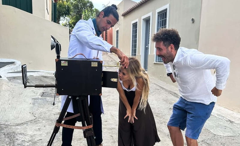 Vintage photoshooting with a box camera - Unique Vintage Photoshooting with a Box Camera in Athens