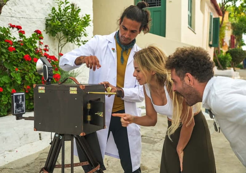 Vintage photoshooting with a box camera - The Practicalities of the Photoshoot Experience