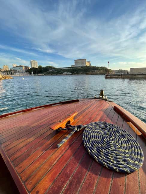 Vintage sunset boat tour of Marseille - small groups (2h) - Logistics and Meeting Arrangements