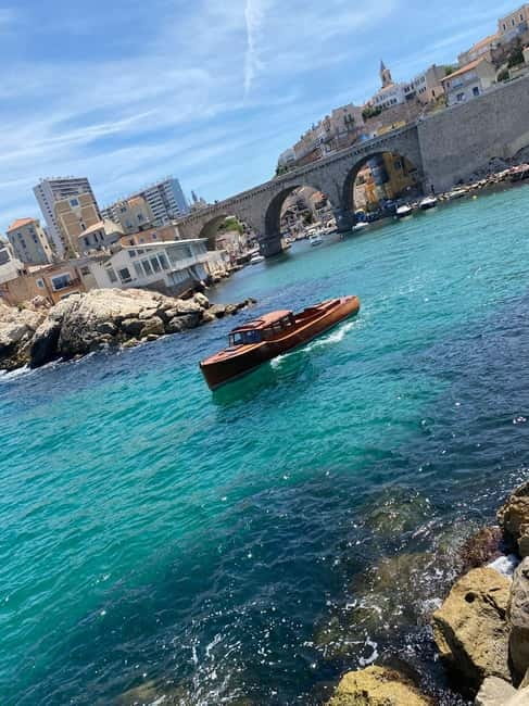 Vintage sunset boat tour of Marseille - small groups (2h) - Frequently Asked Questions