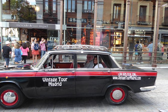 Vintage Tour Madrid Taxi 1500 - Key Points