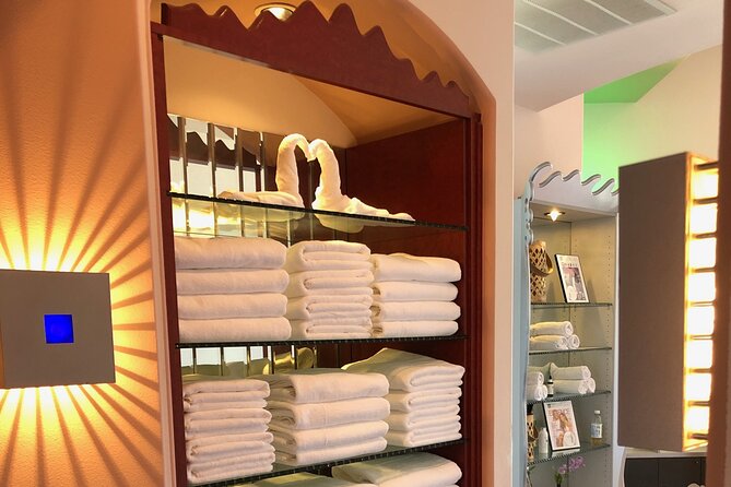 VIP 90 Minute Reflexology and Massage Combo - Discover the VIP 90 Minute Reflexology and Massage Combo in Las Vegas