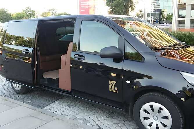 Vip Airport Transfer to/from Istanbul City Center - Meeting Istanbul Airport or Sabiha Gökçen Made Easy