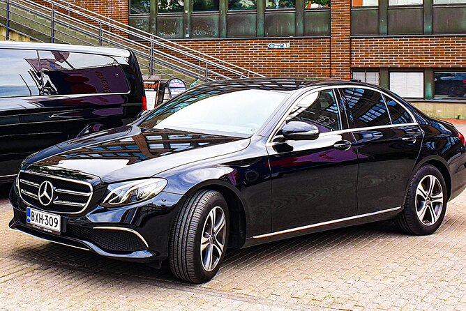 VIP Airport transfers by new cars in Helsinki - Flexible Cancellation and Convenient Timing
