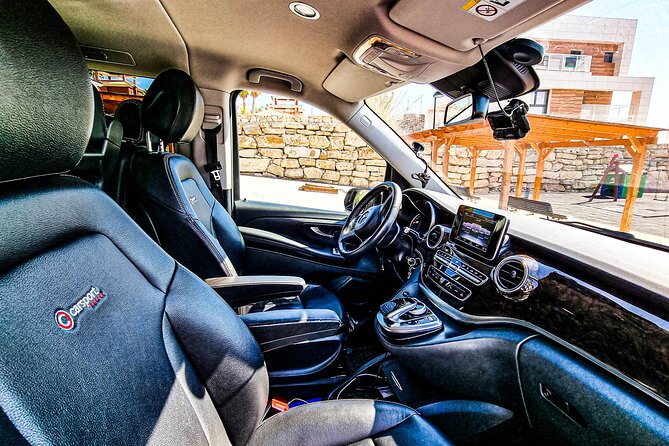 VIP Airport transfers in Helsinki region - Luggage Space and Vehicle Options