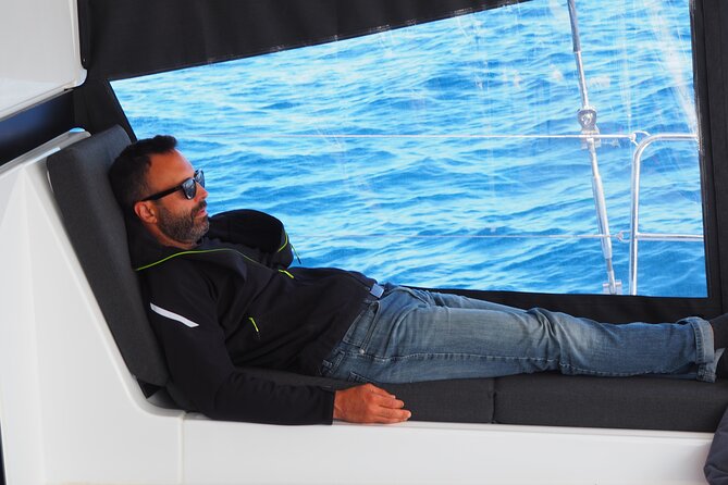 VIP Catamaran Luxury Private Tour in Lisbon up to 18 clients - Additional Options and Service Warnings