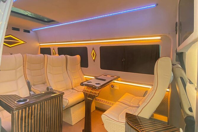 VIP Daily Transfer from the Istanbul Airport to Istanbul City - Booking and Flexibility for Your Arrival