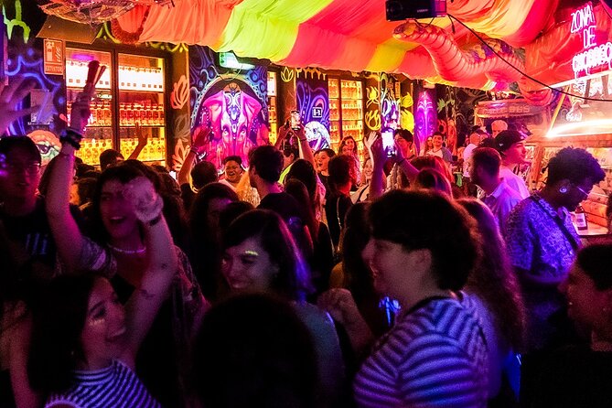 VIP Entrance Ticket to Our Secret Alley in Madrid - Learning Latin Rhythms: Vallenato and Salsa