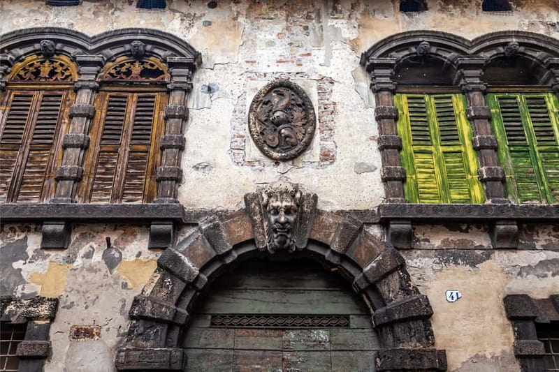 VIP Experience Verona, Desenzano & Sirmione with Boat Cruise - Exploring Sirmione’s Medieval Streets and Scaliger Castle