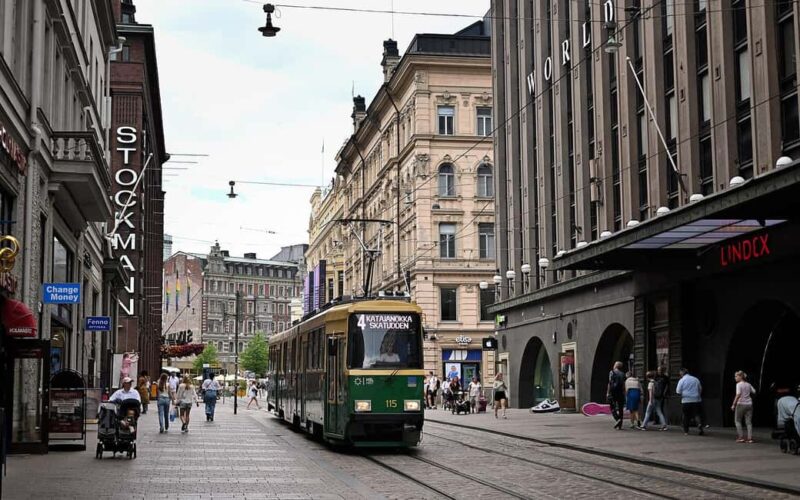 VIP Highlights Helsinki City PRIVATE Tour - Relax in Helsinki’s Parks and Viewpoints