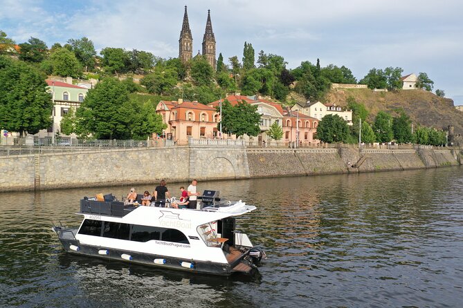 VIP Prague YachtBoat ONE Experience: All-You-Can-Drink - The Captain and Crew: Friendly and Attentive Service