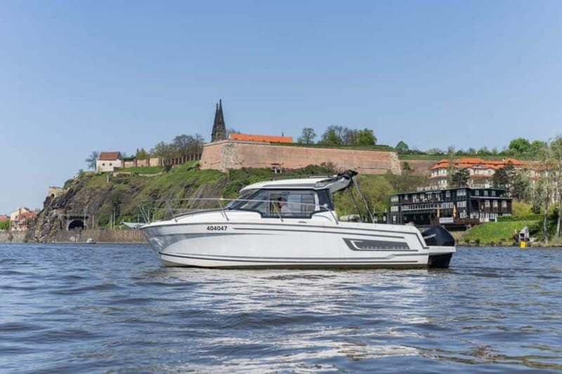 VIP Prague YachtBoat SPEED Experience: All-You-Can-Drink - Booking Flexibility and Cancellation Policy