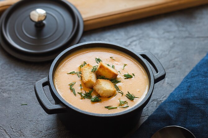 VIP Private Food Prague Tour by car: Food, drinks and boat - Scenic Highlights: The Dancing House and Boat Tour