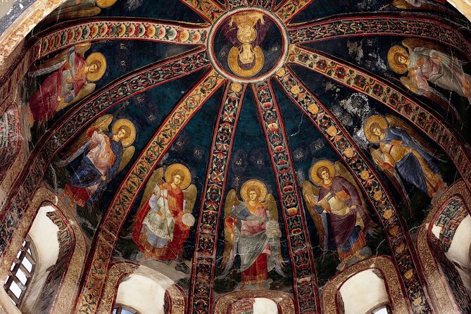 VIP Tour of Maiden's Tower and 9 Must-See Places in Istanbul - Taking in the Vibrant Atmosphere of the Grand Bazaar