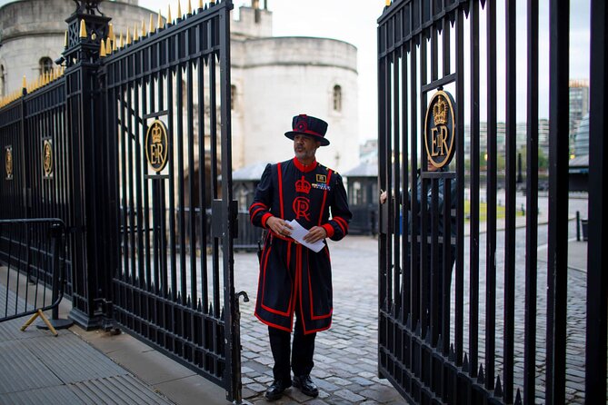 VIP Tower of London: After Hours Tour & Ceremony of the Keys - Customer Feedback and Notable Praise