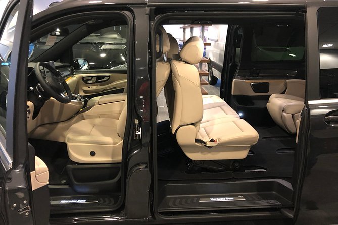 VIP Transfer from Schiphol Airport to Amsterdam City or Back to the Airport - Price and Booking Convenience