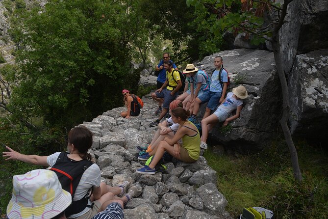 Viros Gorge hike - Key Points