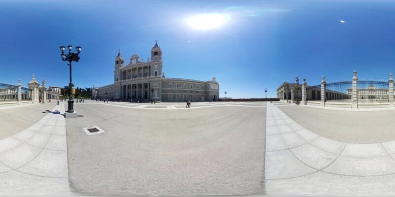 Virtual Reality Experience Fun And Tickets & Imageen - How Virtual Reality Glasses Bring Madrid’s History to Life