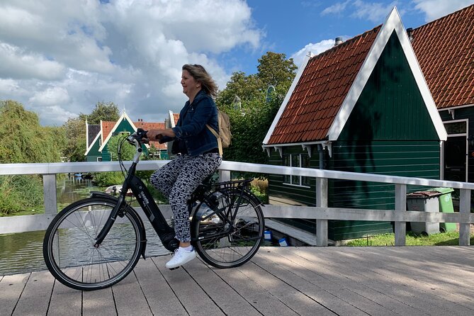 Visit Amsterdam Countryside with windmills by bike - The Scenic Landscape of Zaandijk and Zaanstad