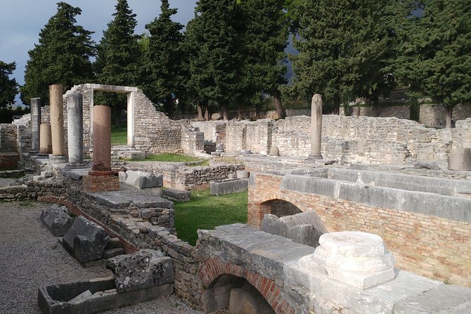 Visit Ancient Salona, Mighty Klis Fortress and Stella Croatica - Cultural and Historical Insights from the Guide
