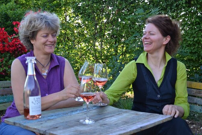 Visit and Chablis wine tasting at Domaine Clotilde Davenne in English - The Personal Touch: Meeting the Family and Learning Their Story