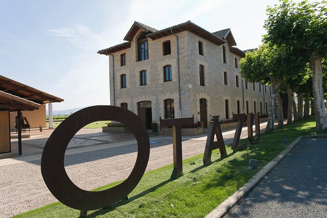 Visit and tasting in Otazu - Tasting the Finest Wines Paired with Pintxos