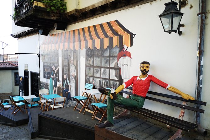 Visit Bulgaria - Veliko Tarnovo Medieval Fortress - Private tour from Bucharest - Visiting the Konstantsaliev House in Arbanasi