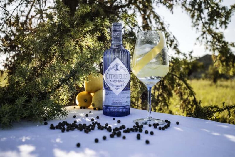 Visit Citadelle Gin Distillery - Accessibility and Flexibility of the Tour