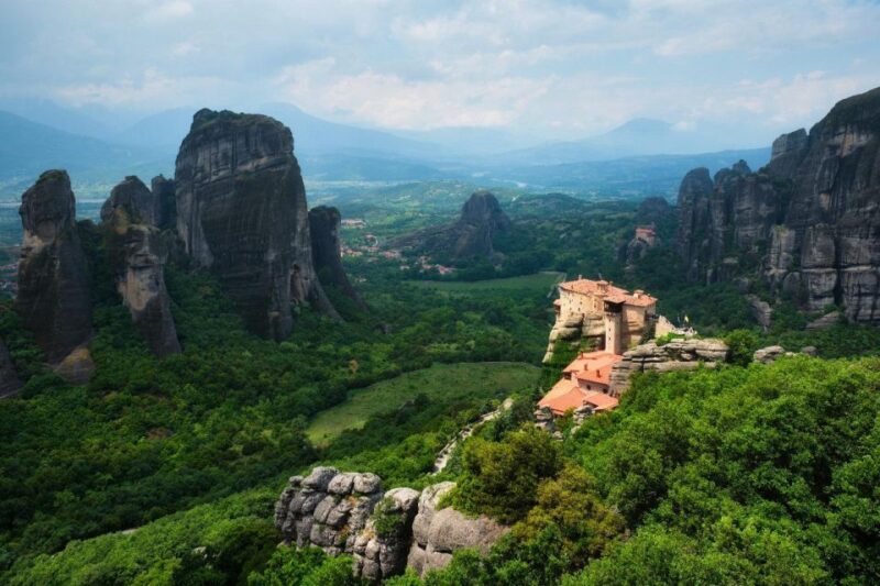 Visit Delphi & Meteora Monasteries Full Day Private Trip - The Majestic Cliffs and Monasteries of Meteora
