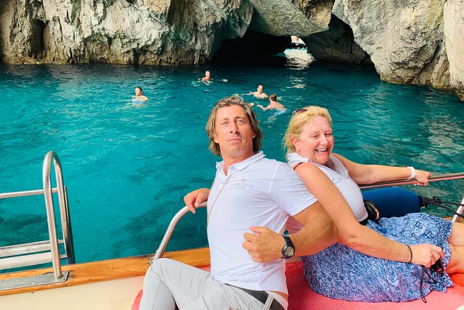 Visit Naples from cruise terminal - Shopping and Sights at Naples’ Oldest Market