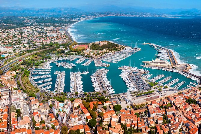 Visit of Antibes Juan-Les-Pins by convertible bus - Tour Duration and Pacing: What to Expect