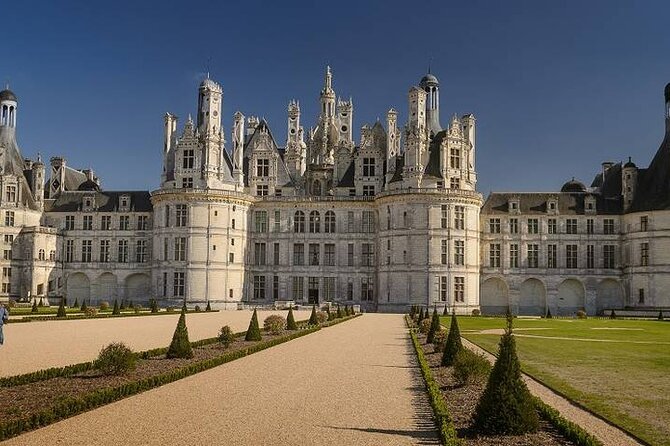 Visit of the Loire Valley Castles in one day from Paris - Key Points
