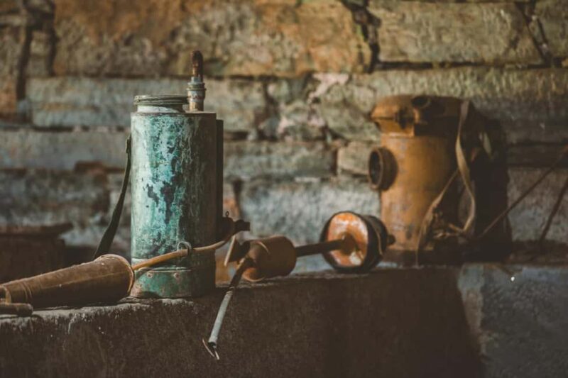 Visit Qt Sobre a Fonte with wine tasting and picnic - pet friendly - Tasting Wines in a Picturesque Setting