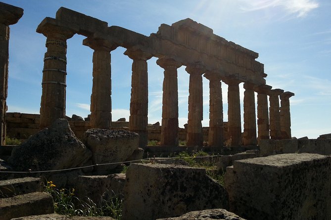 Visit Segesta and Selinunte from Trapani - Exploring the Ruins of Segesta