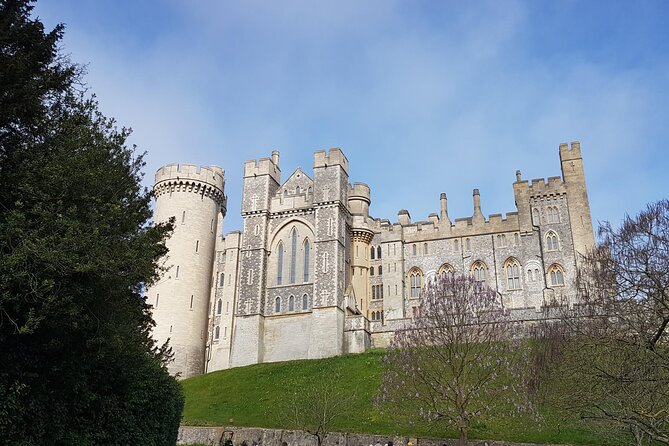 Visit Stonehenge and Salisbury from Southampton - The Guide: Expertise, Friendliness, and Local Knowledge