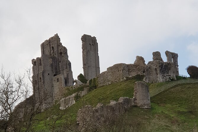 Visit Stonehenge and Salisbury from Southampton - The Sum Up: A Well-Rounded Day of History and Comfort in Southampton