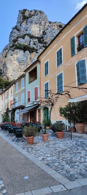 Visit the lavender fields, the Verdon Gorge, and Moustiers from Aix - Key Points