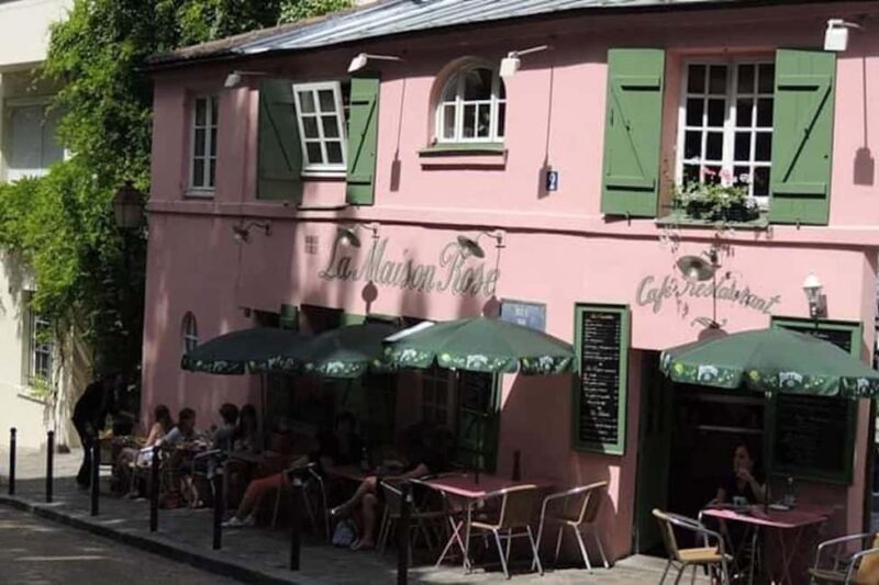 Visit the Montmartre district in Italian with a local guide - Discover Montmartre with a Native Italian Guide in Just 2 Hours