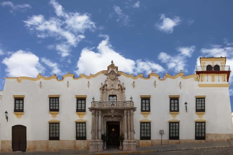 Visit the monuments of Osuna - Exploring the Monastery of La Encarnación for 45 Minutes