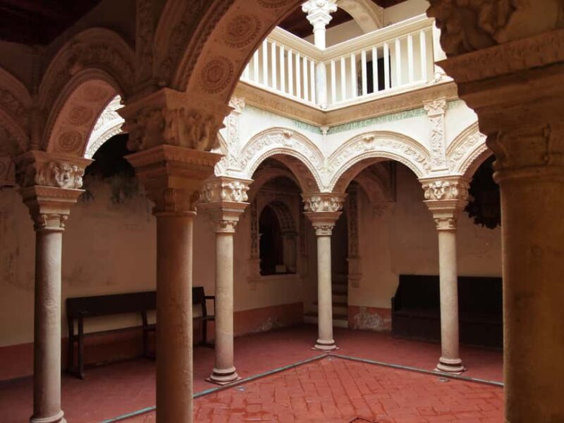 Visit the monuments of Osuna - Walking Through Calle La Huerta for Scenic Views