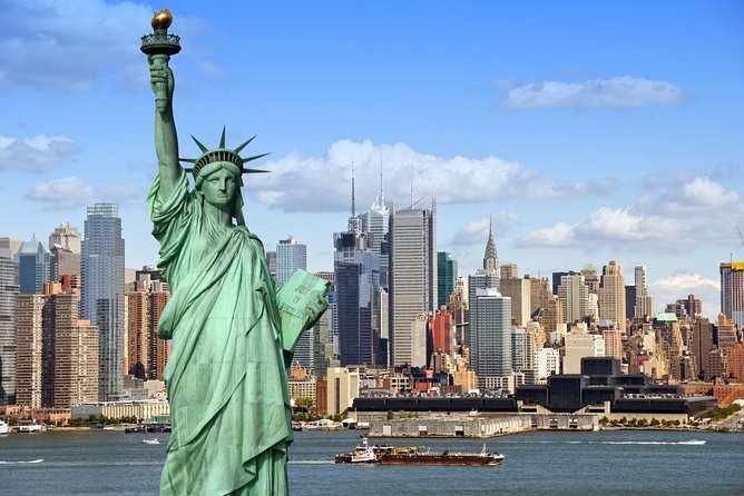Visit The Statue of Liberty Plus 3-hour Manhattan Walking Tour - Explore New York with a Combination of Iconic Landmarks and City Highlights